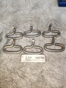 3842794 Acdelco Gm Original Equipment Nos Exhaust Muffler Hook Qty.6 63-74 Chevy And C/k 10 20 30 D